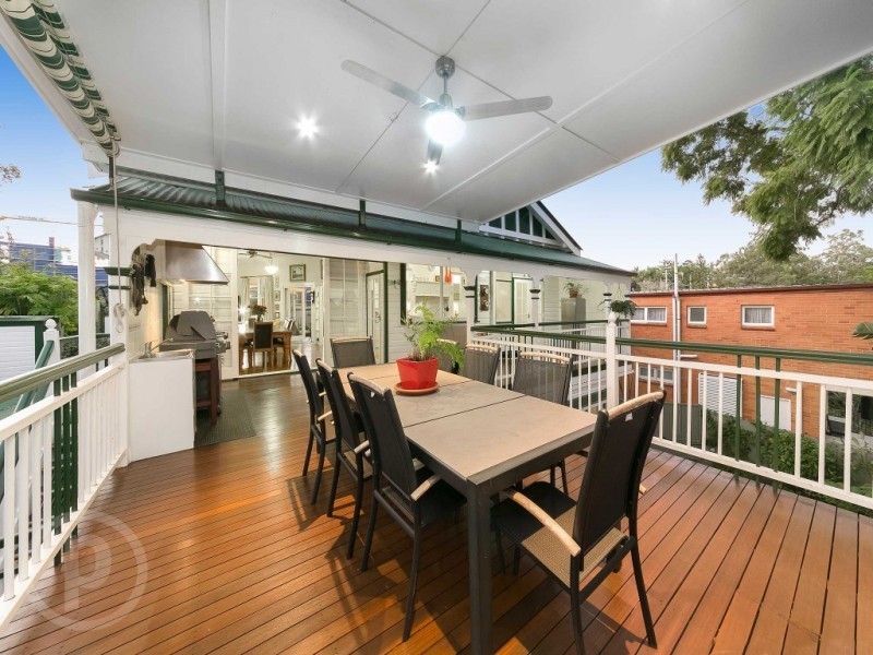 243 Swann Road, Taringa QLD 4068