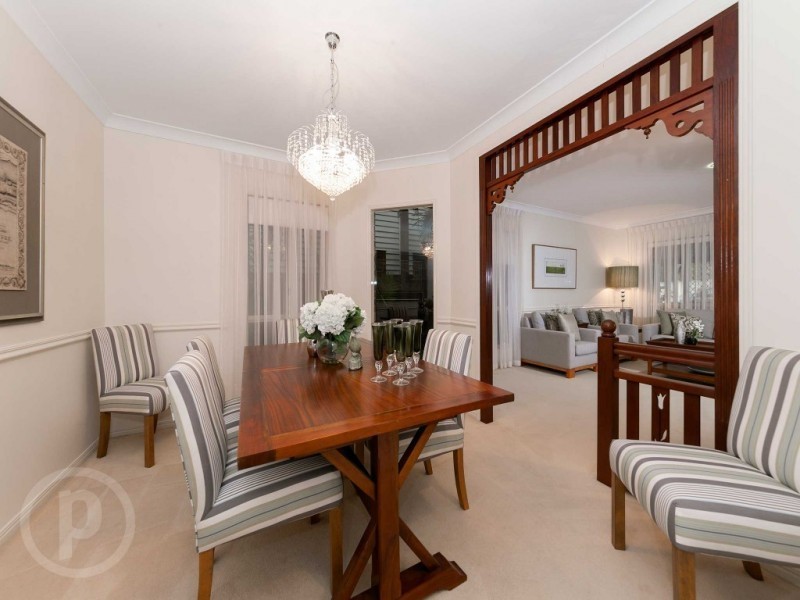 27 Churchill Street, Graceville QLD 4075