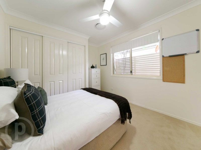 27 Churchill Street, Graceville QLD 4075