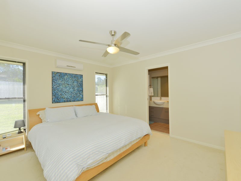 15 Clydesdale Place, Sumner QLD 4074