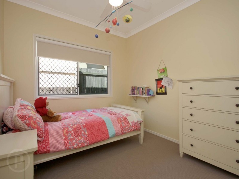 298 Long Street East, Graceville QLD 4075