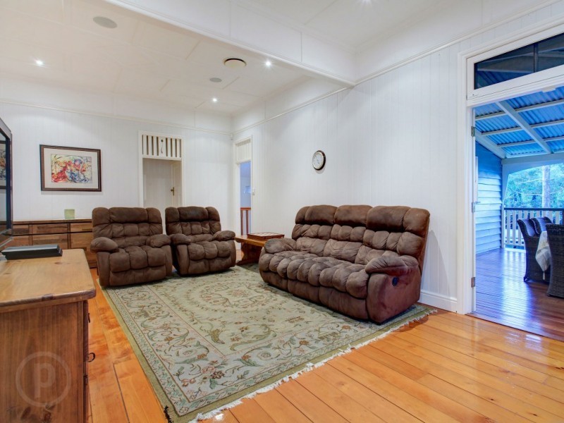 39 Prospect Street, Sherwood QLD 4075