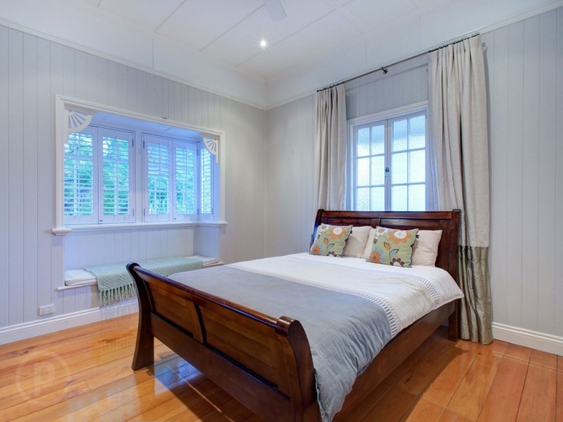 39 Prospect Street, Sherwood QLD 4075