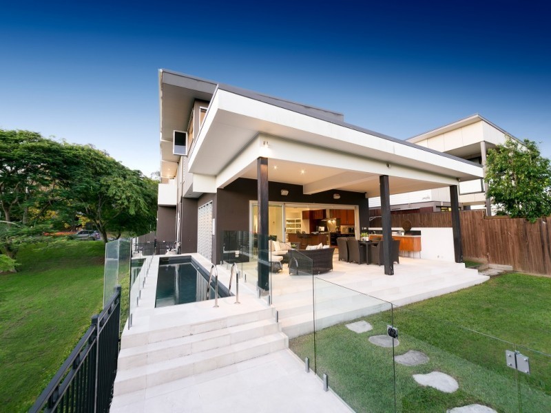 63 Rosebery Terrace, Chelmer QLD 4068