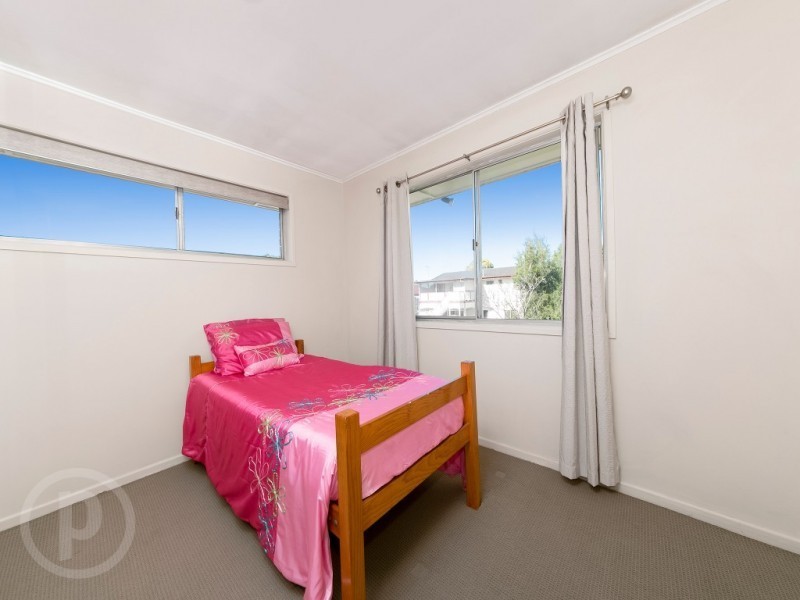 22 Landstead Street, Oxley QLD 4075