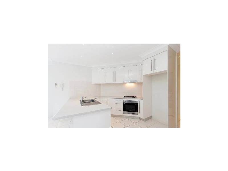 8/15 Adsett Street, Taringa QLD 4068