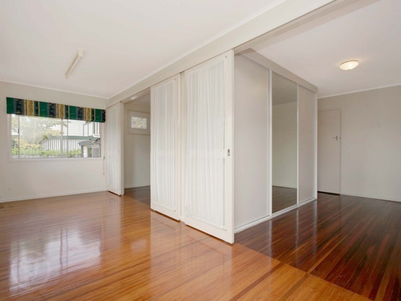 24 Sandon Street, Graceville QLD 4075