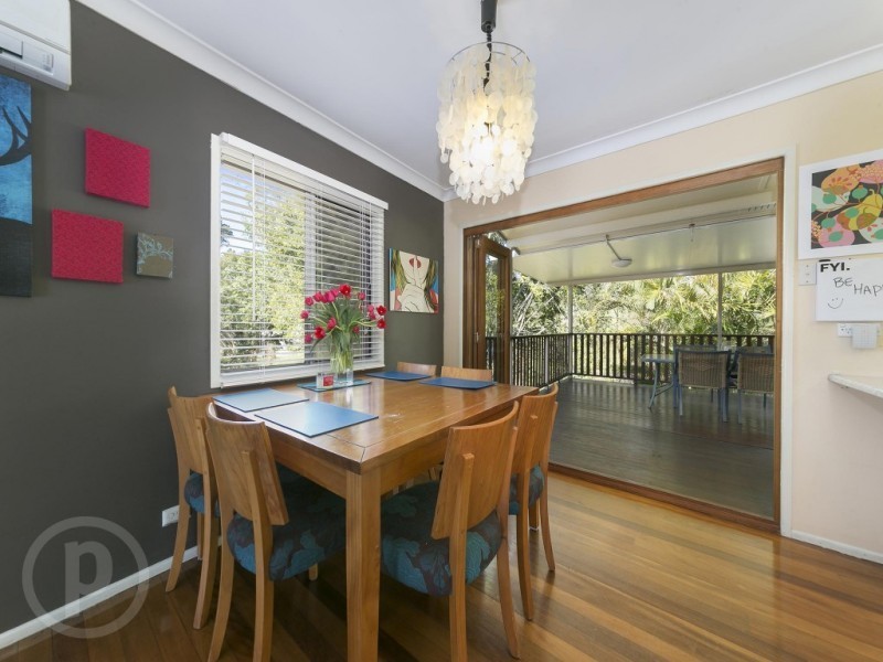 734 Moggill Road, Chapel Hill QLD 4069