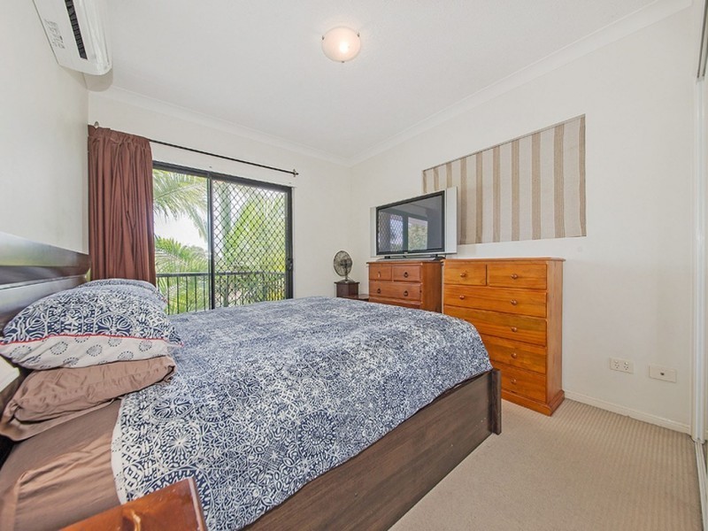 2/65 Lytton Road, Bulimba QLD 4171