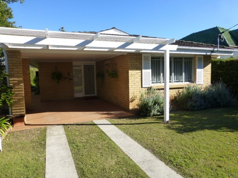 64 Mortlake Road, Graceville QLD 4075