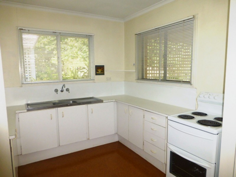 64 Mortlake Road, Graceville QLD 4075