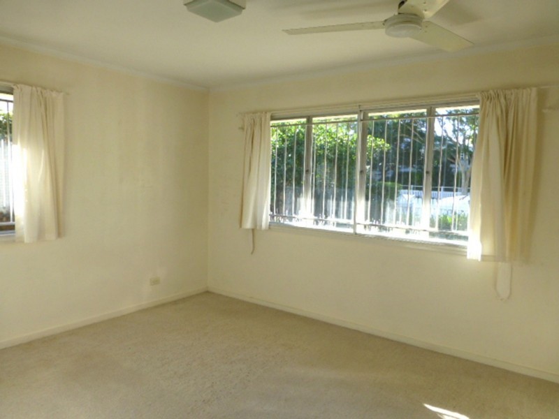 64 Mortlake Road, Graceville QLD 4075