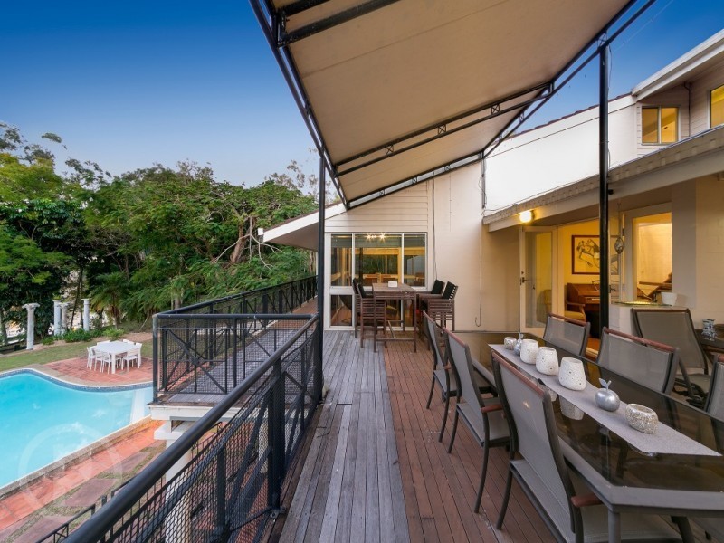 55 Kooringal Drive, Jindalee QLD 4074