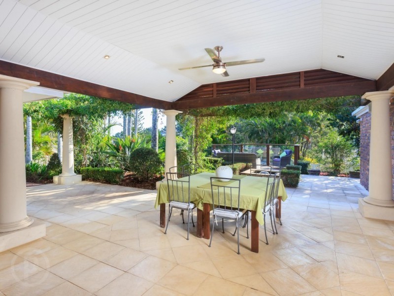 2 McKellar Court, Mount Ommaney QLD 4074