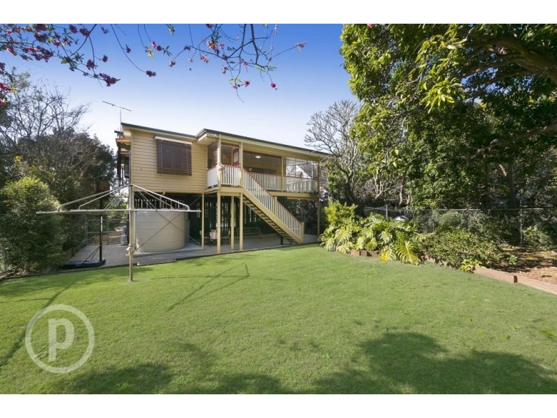 561 Honour Avenue, Sherwood QLD 4075