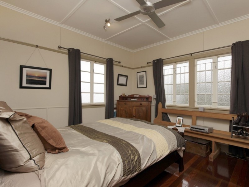 2 Hodge Street, Corinda QLD 4075