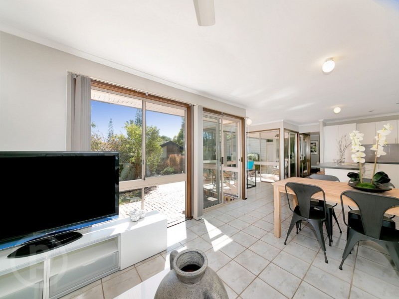 7 St Amand Street, Sinnamon Park QLD 4073