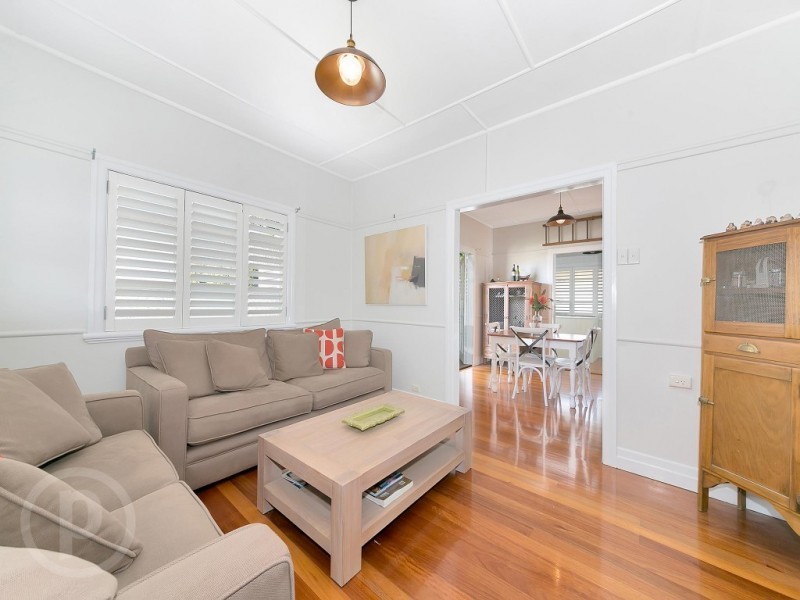 8 Hilda Street, Corinda QLD 4075