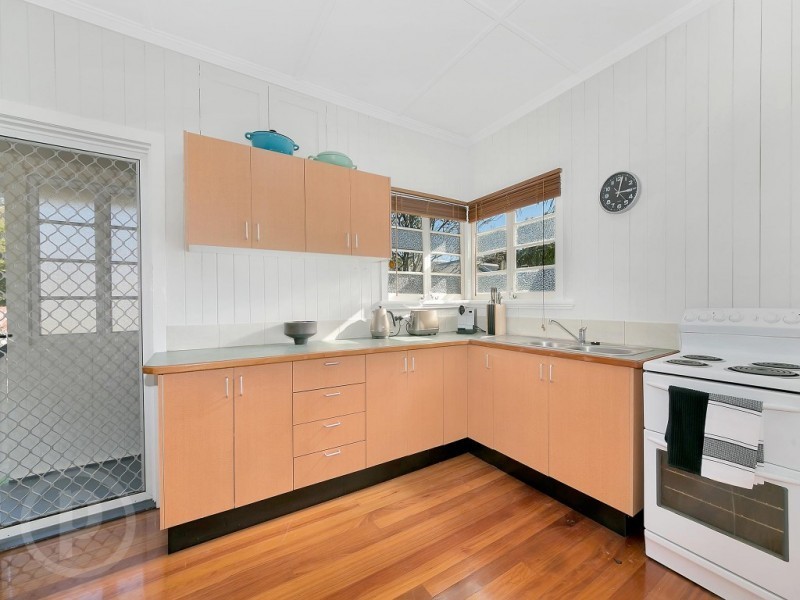 8 Hilda Street, Corinda QLD 4075