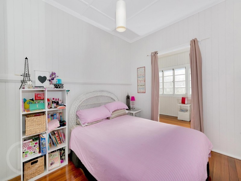 8 Hilda Street, Corinda QLD 4075