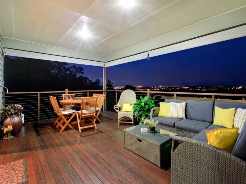 15 Grandview Place, Oxley QLD 4075