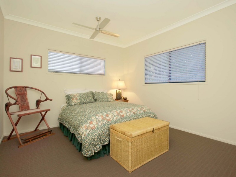 15 Grandview Place, Oxley QLD 4075