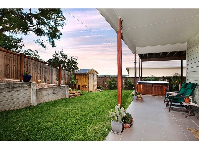 15 Grandview Place, Oxley QLD 4075