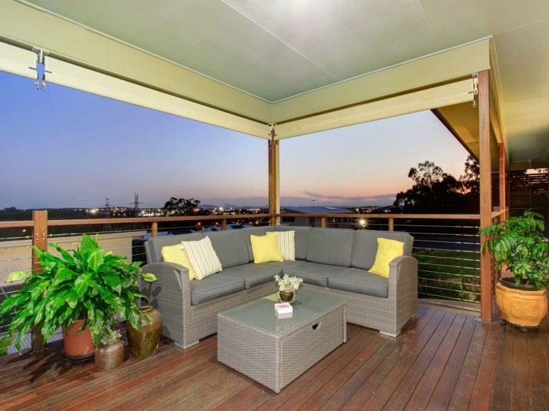 15 Grandview Place, Oxley QLD 4075