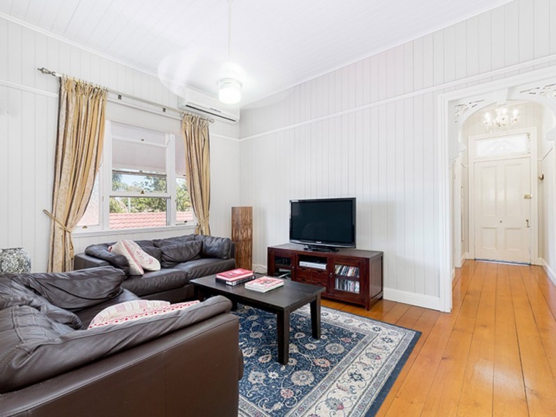 76 Tavistock Street, Oxley QLD 4075