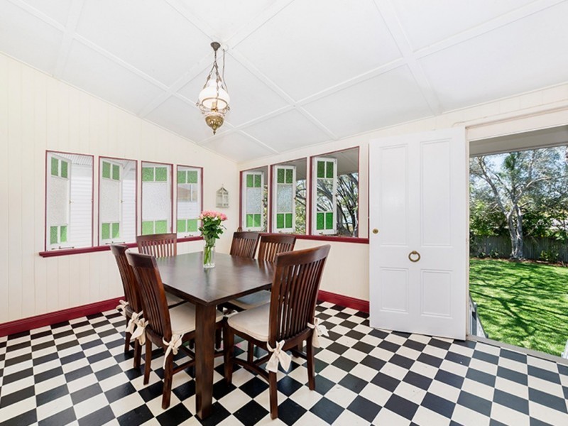 76 Tavistock Street, Oxley QLD 4075