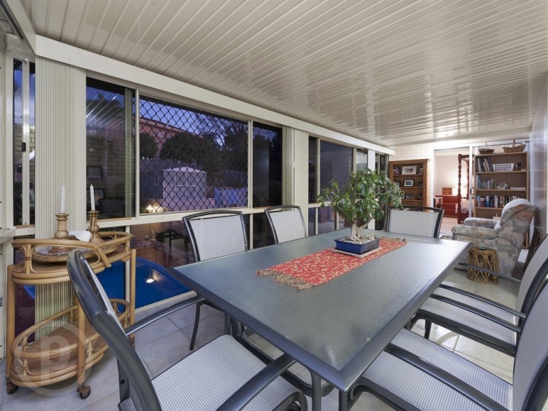 19 Jacqueline Avenue, Springwood QLD 4127