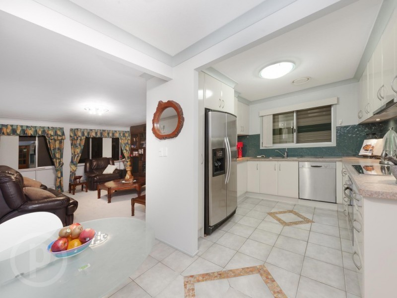 19 Jacqueline Avenue, Springwood QLD 4127