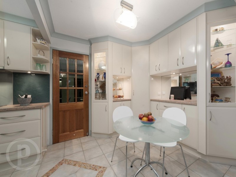 19 Jacqueline Avenue, Springwood QLD 4127