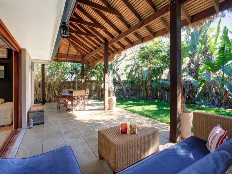 1 Skirmish Street, Seventeen Mile Rocks QLD 4073