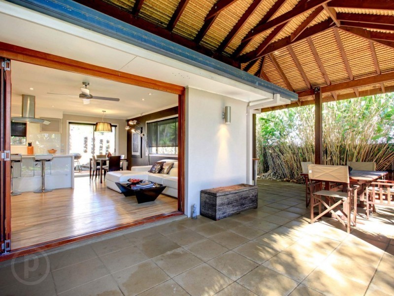 1 Skirmish Street, Seventeen Mile Rocks QLD 4073