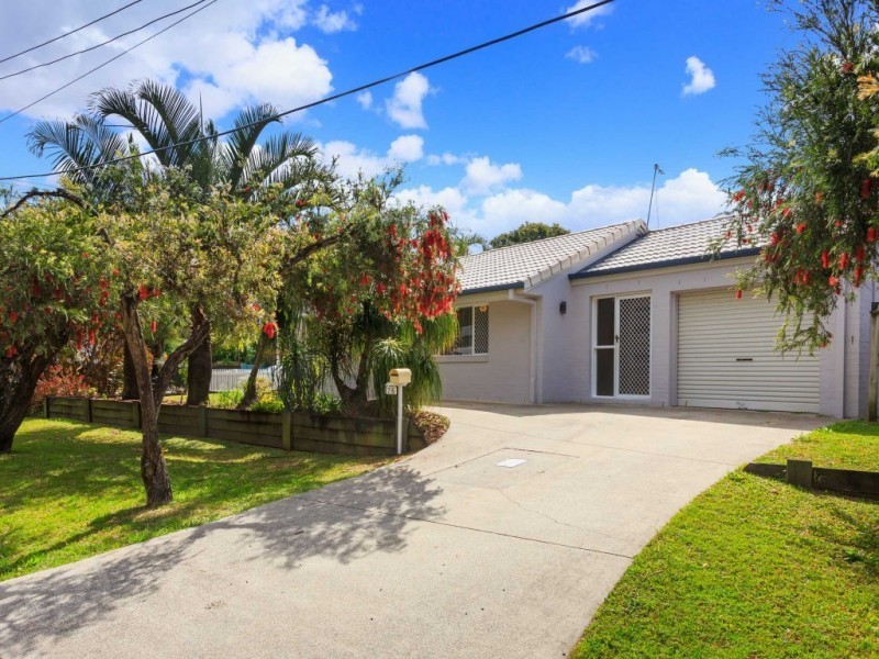 75 Lancelot Street, Tennyson QLD 4105