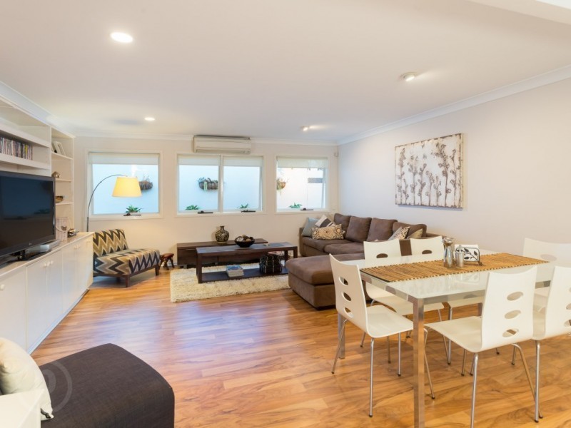 30 Sutton Street, Chelmer QLD 4068