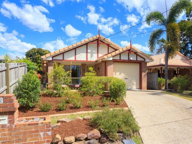 12 Palm Ave, Sherwood QLD 4075