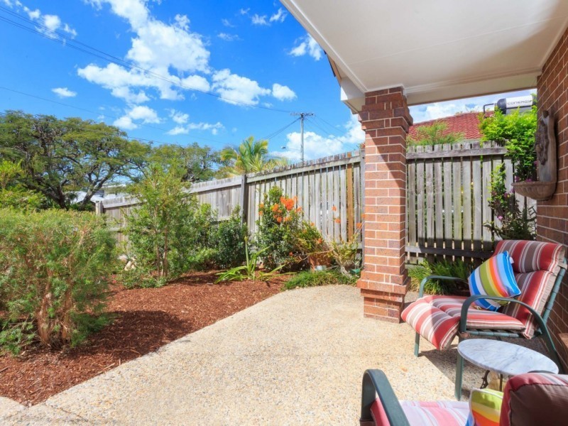 12 Palm Ave, Sherwood QLD 4075