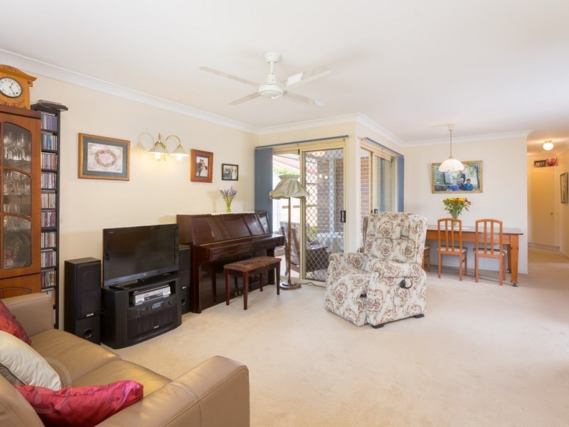 12 Palm Ave, Sherwood QLD 4075