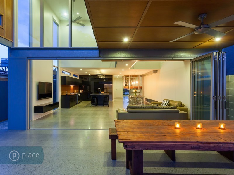 41 Camelot Street, Tennyson QLD 4105