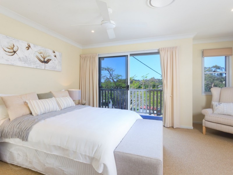 43 Hepworth Street, Chapel Hill QLD 4069