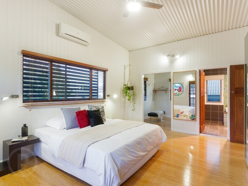 82 Rawlins Street, Kangaroo Point QLD 4169