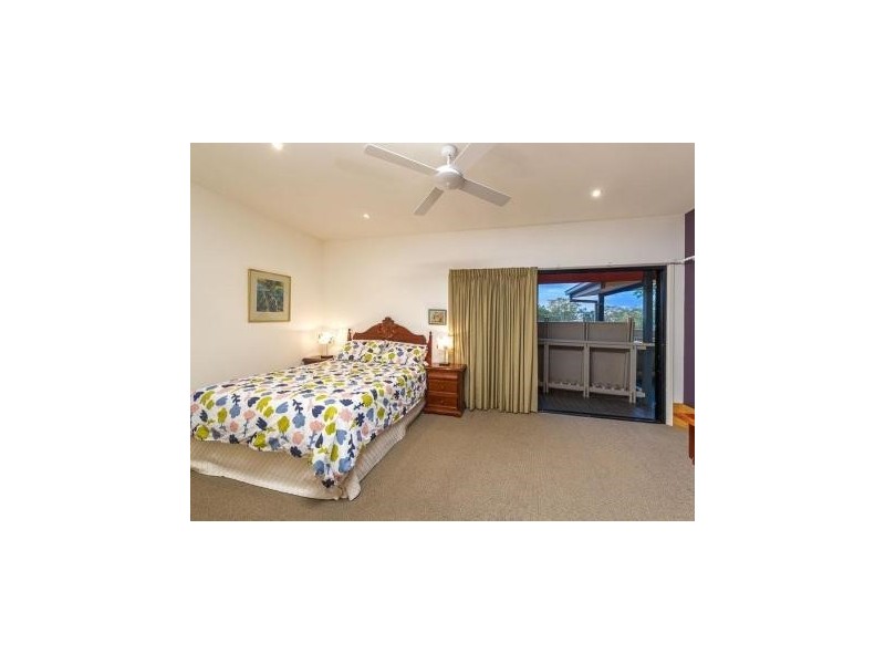 59 Goldieslie Road, Indooroopilly QLD 4068