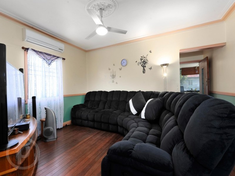 7 Wilkinson Street, Booval QLD 4304