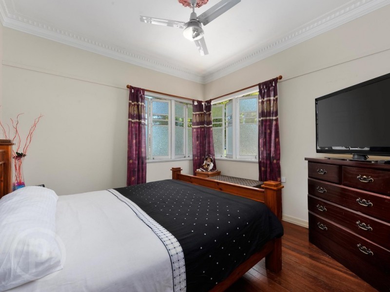 7 Wilkinson Street, Booval QLD 4304
