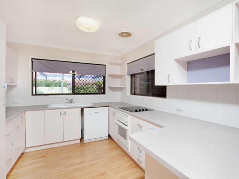 7 Tabor Street, Westlake QLD 4074