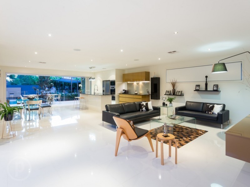 20 David Street, Tennyson QLD 4105