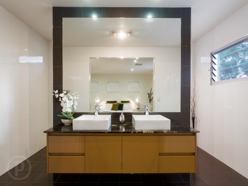 20 David Street, Tennyson QLD 4105