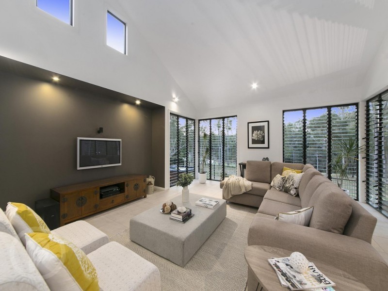 8 Silky Oak Drive, Brookwater QLD 4300
